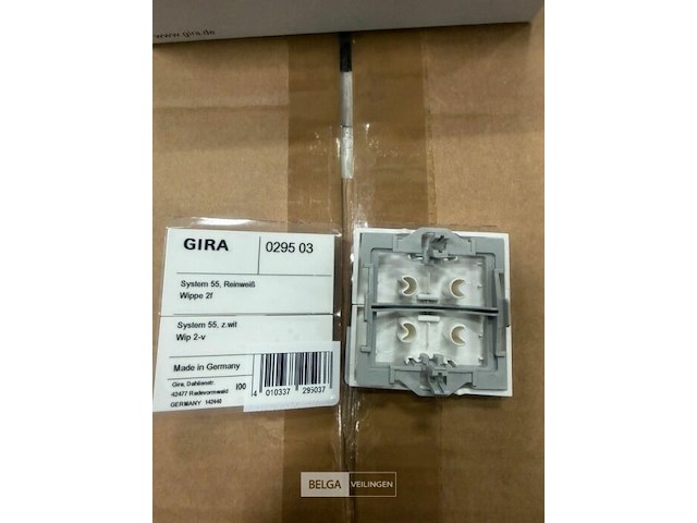 Drukknop wisselschakelaars gira - afbeelding 1 van  2