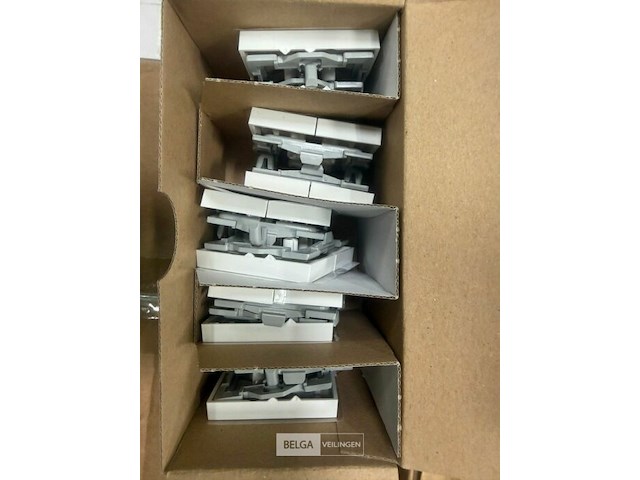 Drukknop wisselschakelaars gira - afbeelding 2 van  2