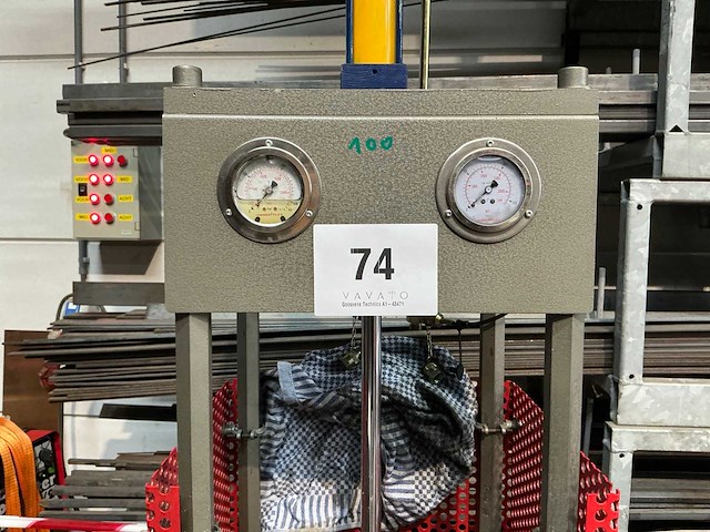 Druktestinstallatie - afbeelding 1 van  2