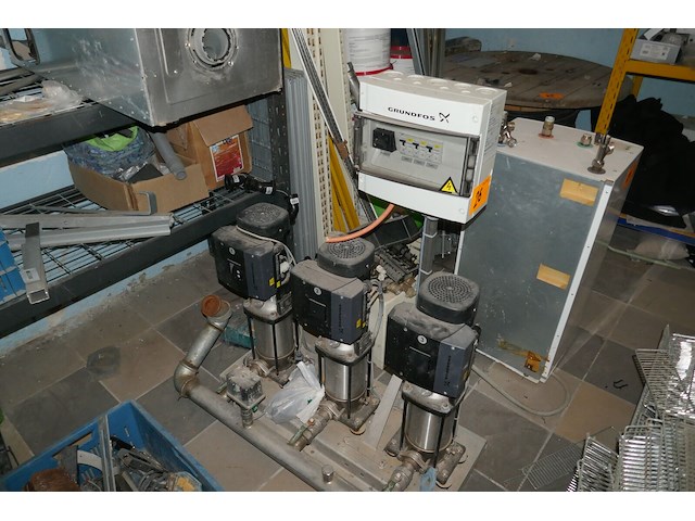 Drukverhogingsinstallatie grundfos - afbeelding 1 van  3