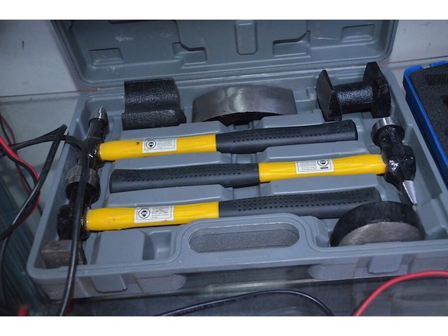 Druppellader, hamerset in koffer, bernerset in koffer, 2 soldeerbouten, dremel 2force, nietpistool - afbeelding 6 van  9