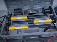 Druppellader, hamerset in koffer, bernerset in koffer, 2 soldeerbouten, dremel 2force, nietpistool - afbeelding 6 van  9