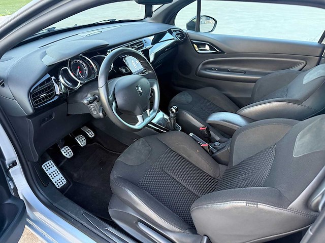 Ds - 2014 - ds3 - personen - personenauto - afbeelding 10 van  25