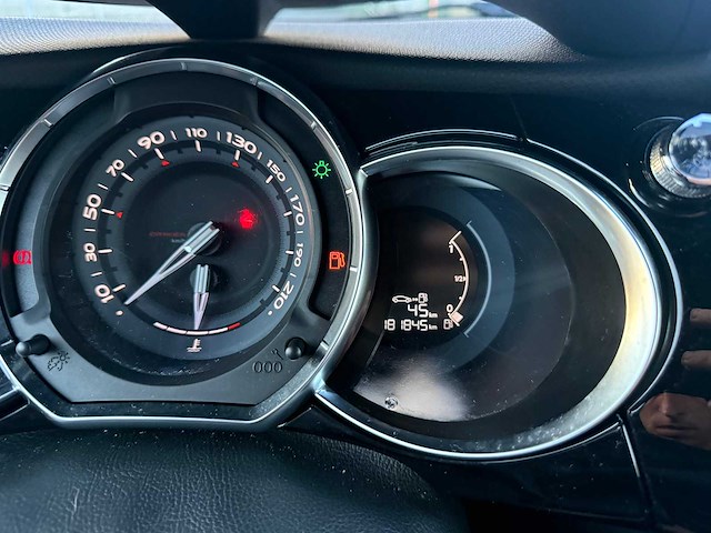 Ds - 2014 - ds3 - personen - personenauto - afbeelding 3 van  3