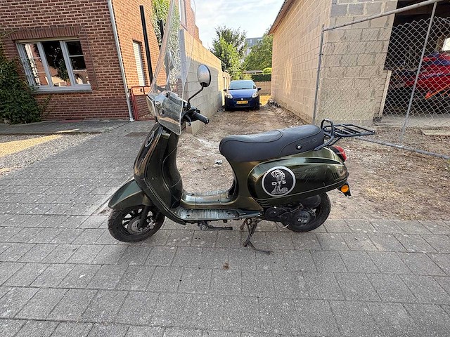 Dts - snorscooter - milano s - scooter - afbeelding 1 van  10