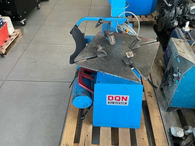 Du quesne 440 banden de-en montageapparaat - afbeelding 3 van  6
