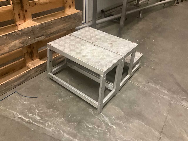 Dubbel platform opstapje - afbeelding 3 van  4