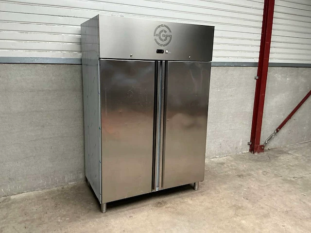 Dubbeldeurs horeca vriezer - afbeelding 1 van  5