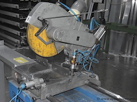 Dubbele aluminium afkortzaagmachine calvet univer 400ip, sr nr 06t181, bj 2006, werking niet gekend - afbeelding 3 van  6