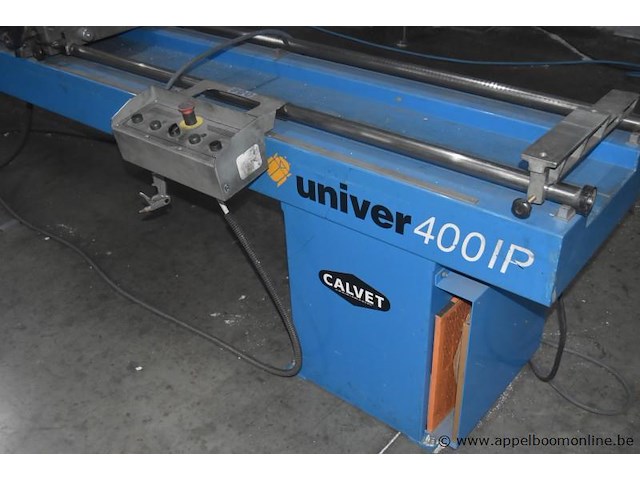 Dubbele aluminium afkortzaagmachine calvet univer 400ip, sr nr 06t181, bj 2006, werking niet gekend - afbeelding 4 van  6