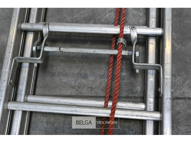 Dubbele aluminium ladder - afbeelding 3 van  4