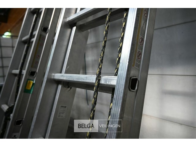 Dubbele aluminium ladder - afbeelding 3 van  4