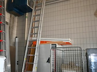 Dubbele aluminium ladder - afbeelding 1 van  4
