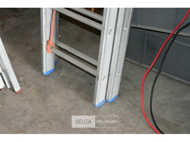 Dubbele aluminium ladder - afbeelding 2 van  4