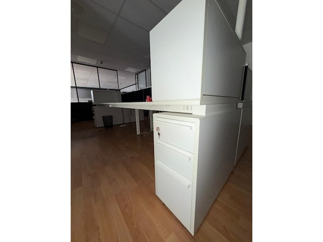 Dubbele bureau - afbeelding 6 van  7