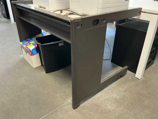 Dubbele bureautafel - afbeelding 10 van  11