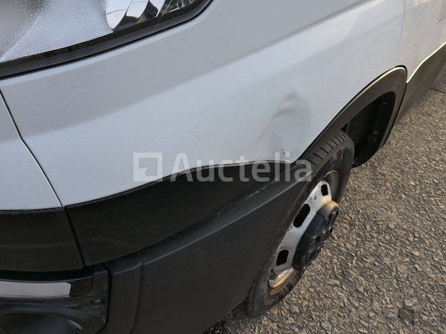 Dubbele cabine pickup, tipper, gereedschapskist iveco 35c jpm (vin:zcfcd35a405163802) - afbeelding 14 van  53