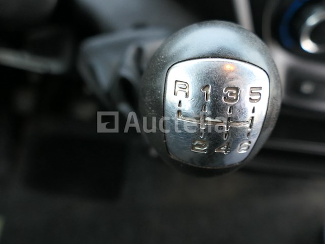 Dubbele cabine pickup, tipper, gereedschapskist iveco 35c jpm (vin:zcfcd35a405163802) - afbeelding 17 van  53