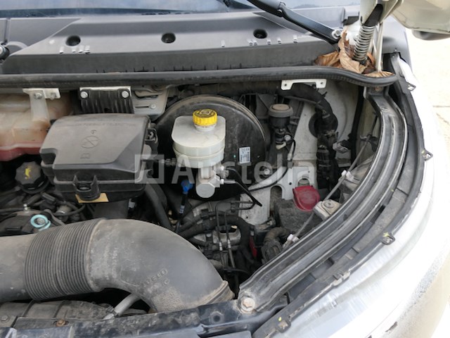 Dubbele cabine pickup, tipper, gereedschapskist iveco 35c jpm (vin:zcfcd35a405163802) - afbeelding 21 van  53