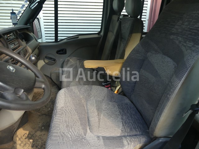 Dubbele cabinewagen met driewegbed renault mascott 160 (2006-148,619 km) (ref:010607-006) - afbeelding 3 van  23