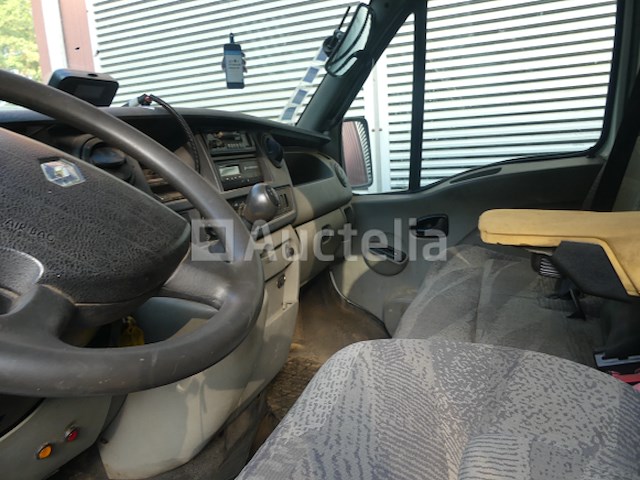 Dubbele cabinewagen met driewegbed renault mascott 160 (2006-148,619 km) (ref:010607-006) - afbeelding 6 van  23
