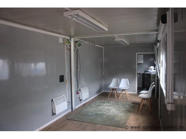 Dubbele container vv dagramen, keuken, sanitair en meubelen - afbeelding 3 van  6