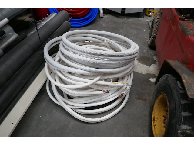 Dubbele draagarmrek met inhoud - afbeelding 3 van  5