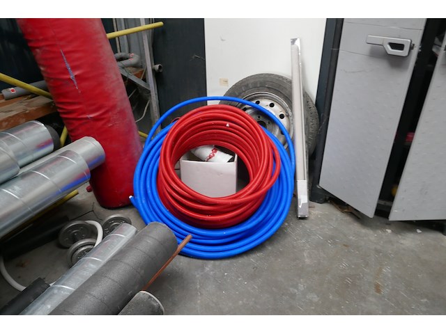 Dubbele draagarmrek met inhoud - afbeelding 4 van  5