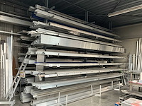 Dubbele draagarmstelling met platform