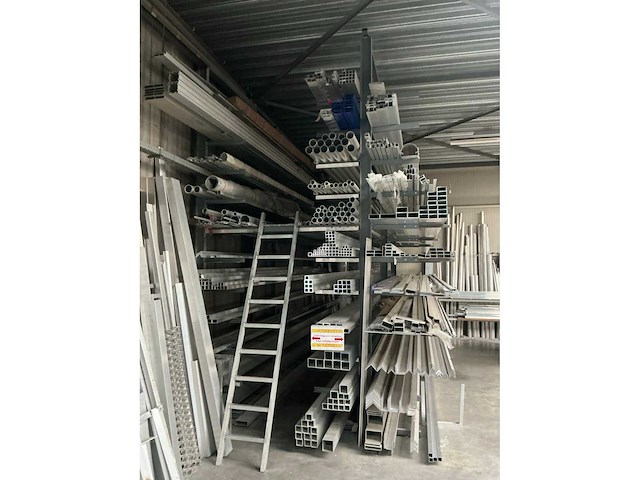 Dubbele draagarmstelling met platform - afbeelding 2 van  8