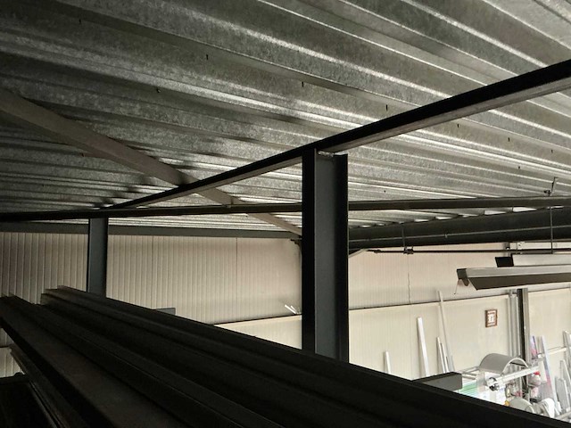 Dubbele draagarmstelling met platform - afbeelding 7 van  8