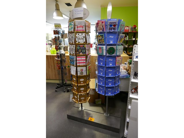 Dubbele draaiende kaartendisplay - afbeelding 1 van  5