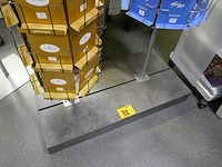 Dubbele draaiende kaartendisplay - afbeelding 3 van  5