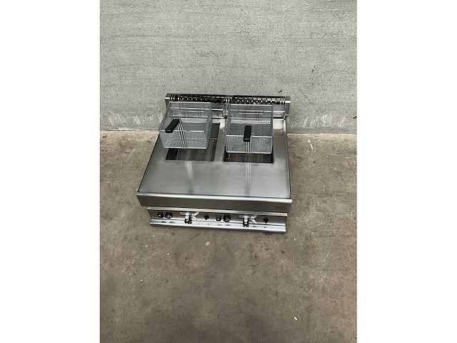Dubbele friteuse - afbeelding 5 van  5