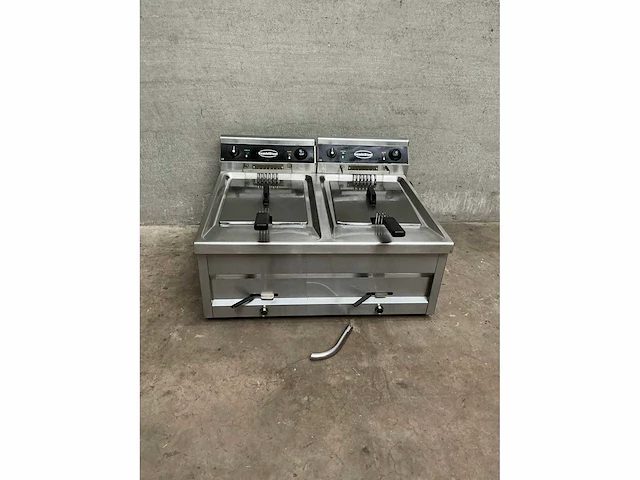 Dubbele friteuse - afbeelding 2 van  5