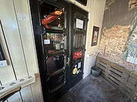 Dubbele houten deur met glazen inzetstukken - afbeelding 2 van  7