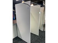 Dubbele houten paskamer - afbeelding 3 van  9