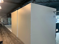 Dubbele houten paskamer - afbeelding 8 van  9