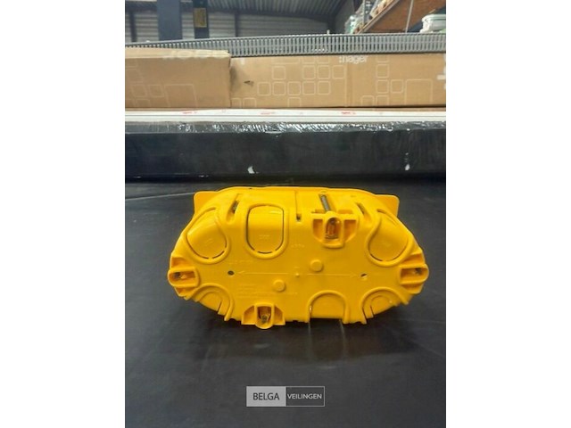 Dubbele inbouwdoos legrand - afbeelding 3 van  3