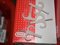 Dubbele kabelclips met nagel, 6 doosjes - afbeelding 1 van  3