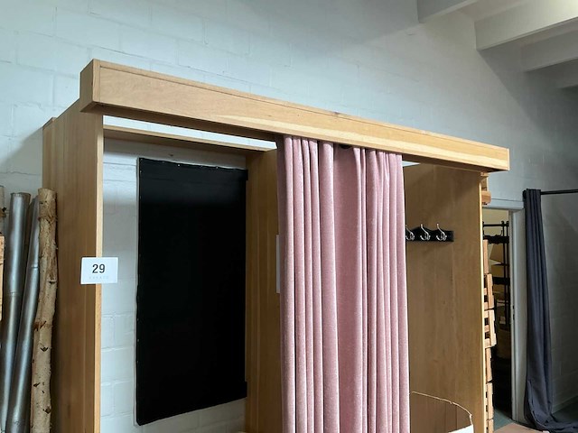 Dubbele kleedcabine - afbeelding 4 van  6