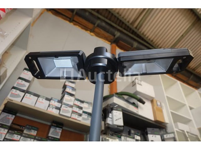 Dubbele led bouwplaats spotlight op scangrip connect statief - afbeelding 6 van  11