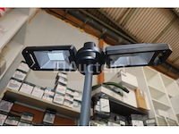 Dubbele led bouwplaats spotlight op scangrip connect statief - afbeelding 6 van  11