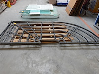 Dubbele metalen poort - afbeelding 2 van  4