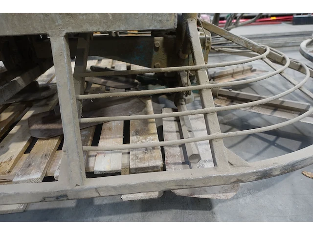 Dubbele ride-on betonpoliermachine b-mac - afbeelding 5 van  14