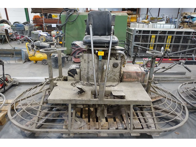 Dubbele ride-on betonpoliermachine b-mac - afbeelding 1 van  14