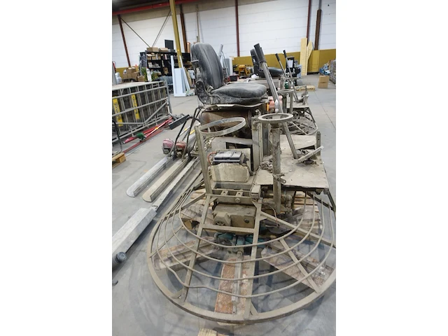 Dubbele ride-on betonpoliermachine b-mac - afbeelding 7 van  14