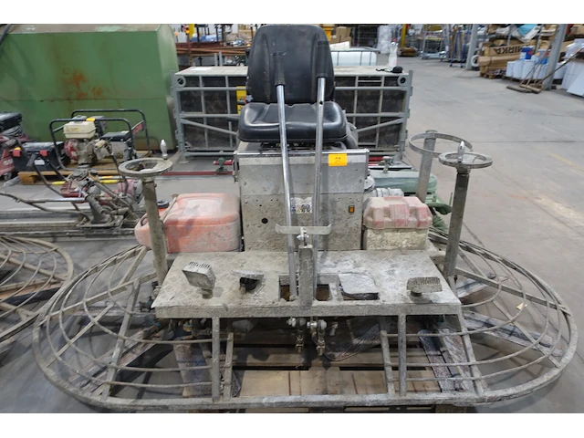 Dubbele ride-on betonpoliermachine b-mac - afbeelding 1 van  10
