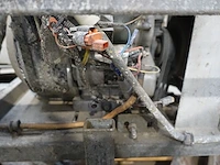 Dubbele ride-on betonpoliermachine b-mac - afbeelding 9 van  10