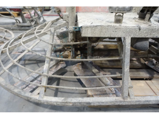 Dubbele ride-on betonpoliermachine b-mac - afbeelding 10 van  10